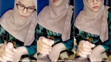 Bokep Indo Dicoliin Bu Guru Sampe Croot - Bokep Indo