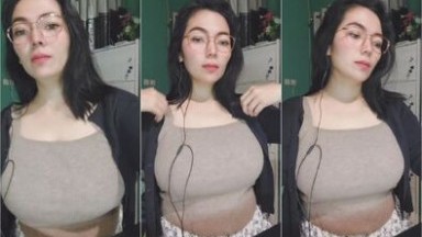Bokep Indo Terbaru Nabiya viral (4)