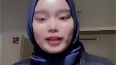 Bokep Indo Mbak Qinantia Baju Tranparan Live