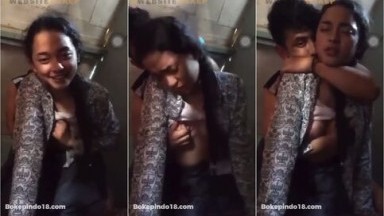 Bokep Indo Mesum di Toilet Sekolah Pada Jam Kosong - Bokep Indo