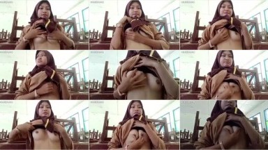 Bokep Jilbab Masih Sekolah Gak Langsung Pulang Malah Videoin Tetenya - Bokep Indo